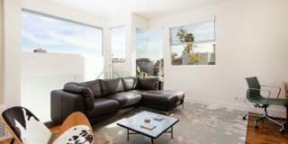 2217 Grand Canal Gallery 25