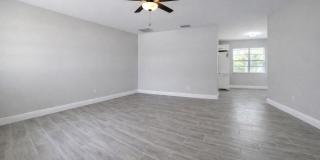 Beautifully Remodeled Lakefront Home – Move-In Ready! Gallery 4