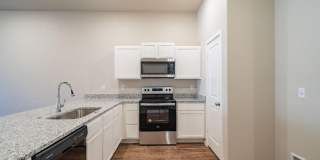 Cypress - 2114 N Avenue K Gallery 17