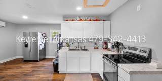 Charming 1 Bedroom Cottage-Style Home with Spacious Yard Charming 1 Bedroom Cottage-Style Home with Spacious Yard Gallery 11