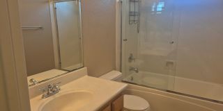 Adorable 3 bedroom 2.5 bath Gallery 17