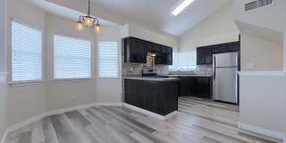 East El Paso Split Tri-Level 3 bed/2 bath Refrig A/C with bonus loft! Gallery 10