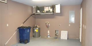 320 Harry Avenue S Gallery 28