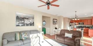 Mt. Rainier View Home on Cul-De-Sac with 3-Car Garage & A/C Gallery 11