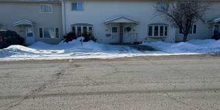 3 Bed 1.5 Bath Townhome In Excellent Neighborhood Gallery 1