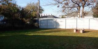 2913 English Avenue Gallery 3