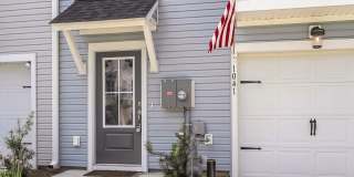 Beautiful 4-Bedroom, 3.5-Bathroom Townhome with Modern Amenities and Ideal Layout in Hanahan! Beautiful 4-Bedroom, 3.5-Bathroom Townhome with Modern Amenities and Ideal Layout in Hanahan! Gallery 16