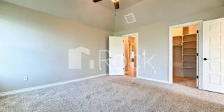 Spacious Craftsman Home on cul-de-sac - Electric Included! Gallery 18