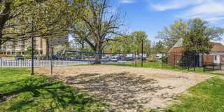 1615 MOUNT EAGLE Place Gallery 34