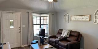 4 Bed 2 Bath Handicap Accessible Home In Woodhaven Gallery 5