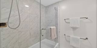 Island View at Waikiki Landmark: Waikiki Luxury Condo w/ Pool, Spa, Gym &amp; Lanais Gallery 29