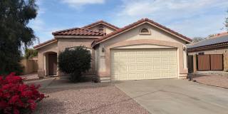 Move-In Special! Updated 3BR Home in Surprise – 2 Weeks Free Gallery 3