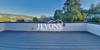 Luxury single-family home with inclusive water, sewer, and garbage Gallery 71