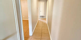 3-bed/2-bath near Paluxy/Grande! Gallery 10
