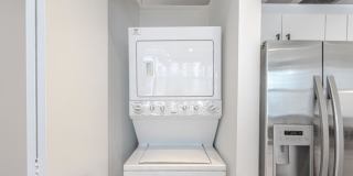 333 W Hubbard Gallery 6