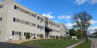 900 Mohawk Trail Apartments Gallery 1