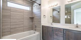 Private 4 Bedroom Corner Unit Gallery 8