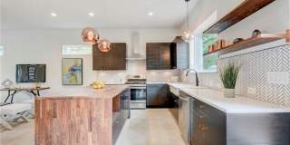 Light and Spacious Modern 3 bedroom Gallery 7