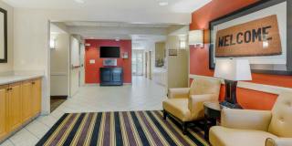 Pleasanton - Chabot Dr. Gallery 20