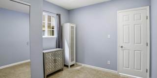 1606 Glenwood Road Gallery 21