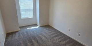 4 Bedroom 3.5 Bathroom Duplex Gallery 15