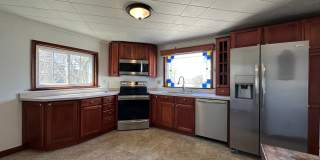 3 Bedroom Single Family House- Two Rivers, Wi Gallery 1