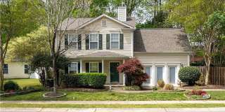 Room in 5 Bedroom Home at Feldspar Way Gallery 4