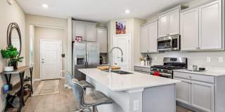 3956 BLOOMFIELD Court Gallery 10
