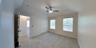 Cozy 3 Bedroom, 2 Bathroom Home in Norman Schools. Gallery 12