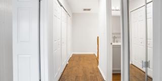 Spacious Newly Rennovated 2 Bedroom House with 2.5 Bath Gallery 27