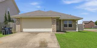 Spacious 3/2 Available for Lease in Bryan/College Station Spacious 3/2 Available for Lease in Bryan/College Station Gallery 1