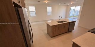 1535 SE 7th Ct Gallery 5