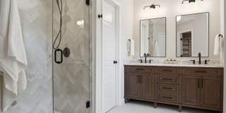 114 Sandy Springs Road Gallery 30