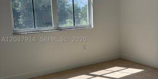 2080 Greenview Shores Blvd Gallery 11