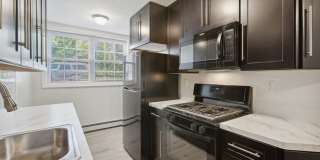 86 Hillyer Gallery 3