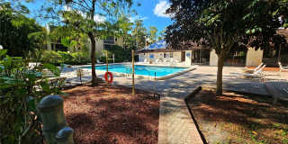 8429 Forest Hills Dr Gallery 32