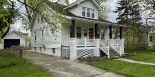 Complete Ferndale Renovation - 4 Bedrooms and Two Full Bathrooms! Gallery 3