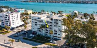 Fully Furnished Beach Escape – Gulf Views & Coastal Vibes 2 Beds | 2 Bath Gallery 6