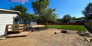 7703 Mistyglen Avenue Gallery 21