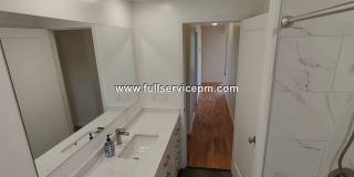 Exceptional 3 BD 2 BA home! Garage! Private Balcony! Gallery 23