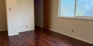 2 story updated townhouse In Rosemont 2/1 Gallery 13