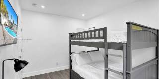 1420 NE 201st Ter Gallery 9