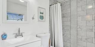 311 SE 3rd Avenue Gallery 18