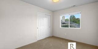 3 Bedroom + Office in Central Point! Gallery 22