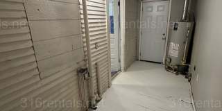 $1200 - 3 bedroom 1 bath - Single Family Home Gallery 10