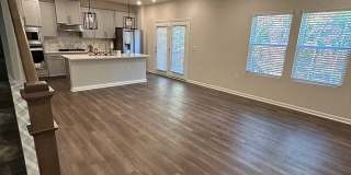 Room in 4 Bedroom Home at Collaboration Way Gallery 17