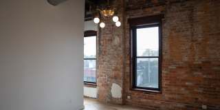 337 Broadway Street Gallery 13