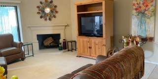 7506 N Via Camello Del Sur -- Gallery 1