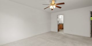 Stunning 3 bed, 2.5 bath home in desirable Bothell neighborhood Gallery 12