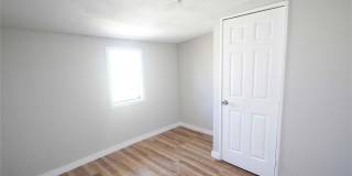 923 S Wine Street Gallery 12